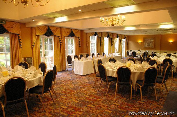 The Georgian, Haslemere, Surrey Ресторант снимка