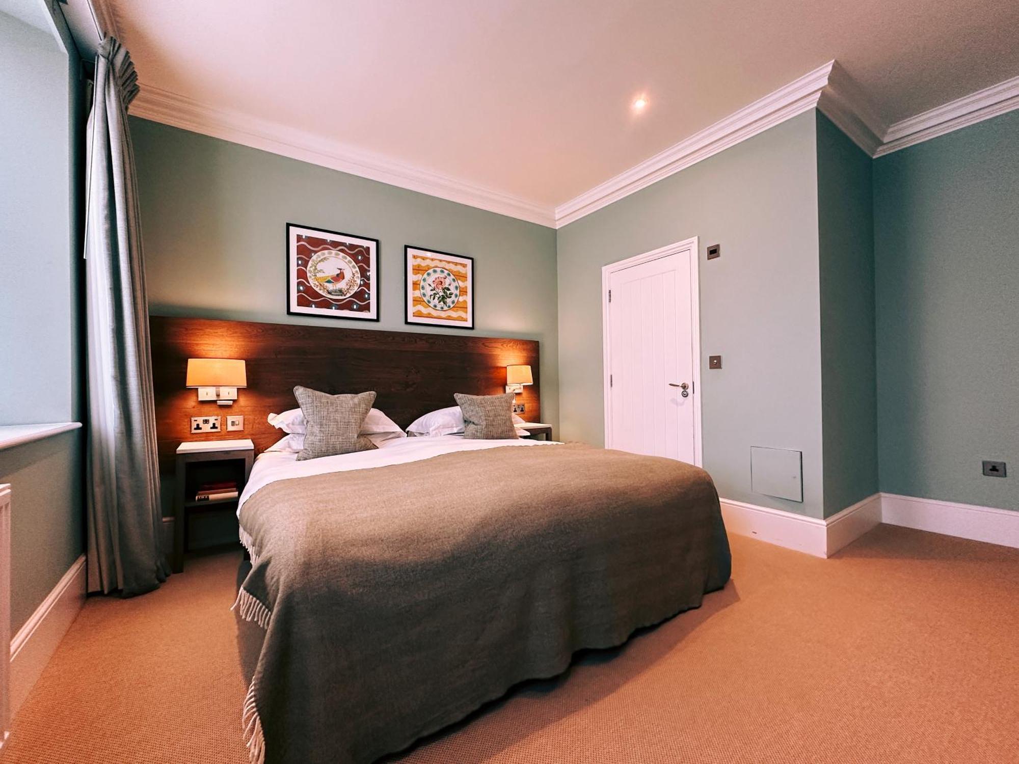 The Georgian, Haslemere, Surrey Екстериор снимка